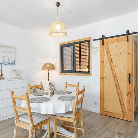 Charming One-bedroom In The Center Of T115 Ostend