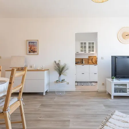 Lejlighed Charming One-bedroom In The Center Of T115 *